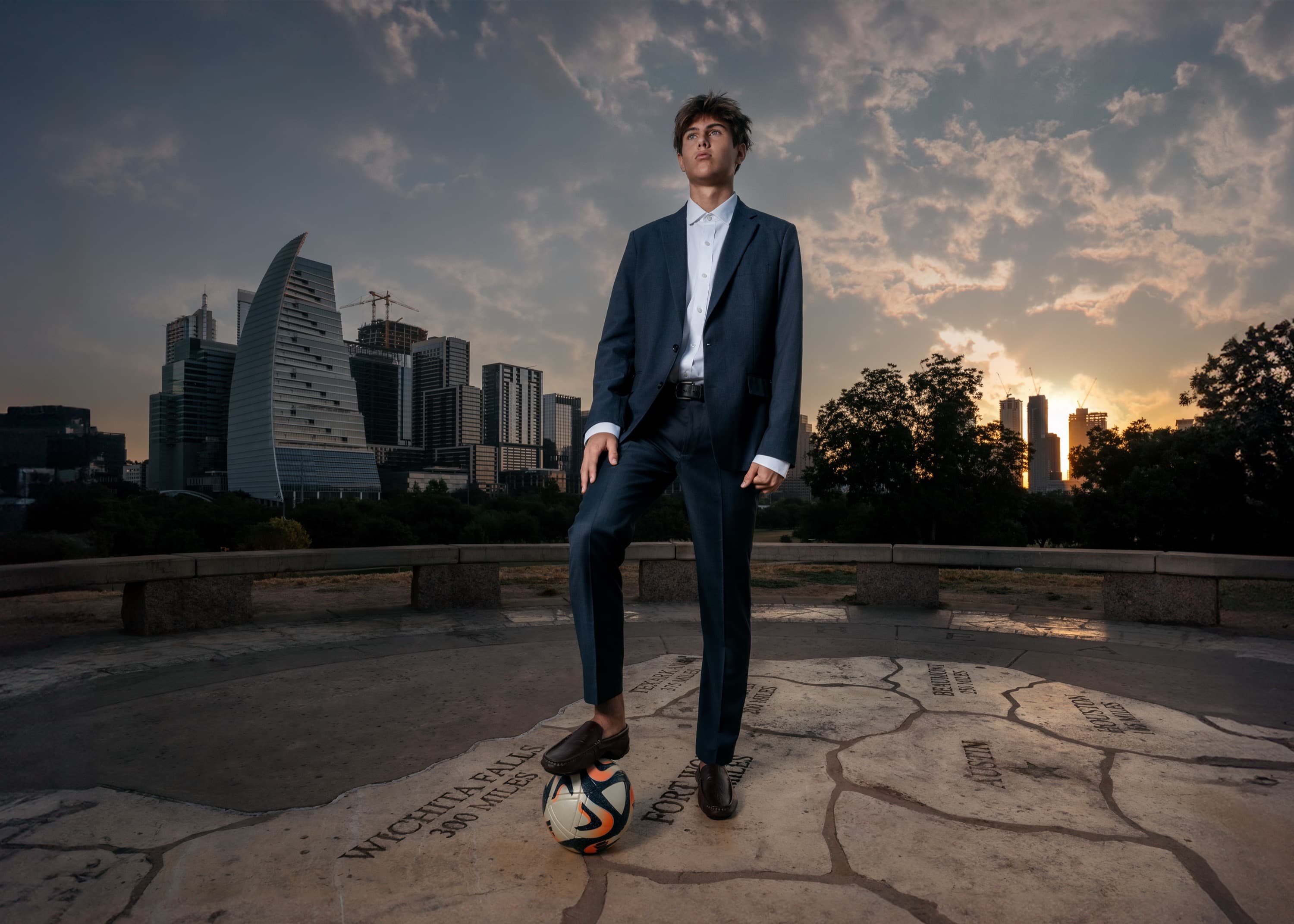 Senior Portraits photographer Austin TX